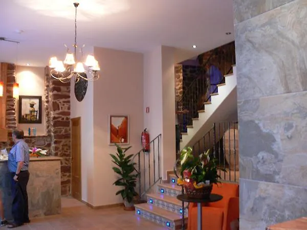 Rural L'antic Portal 2*